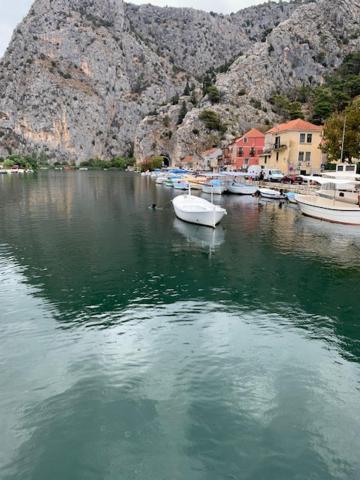 Sea View Panorama Apartment L Omis Exterior photo